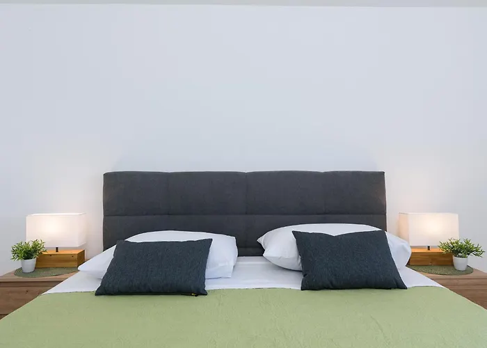 Apartments Eva