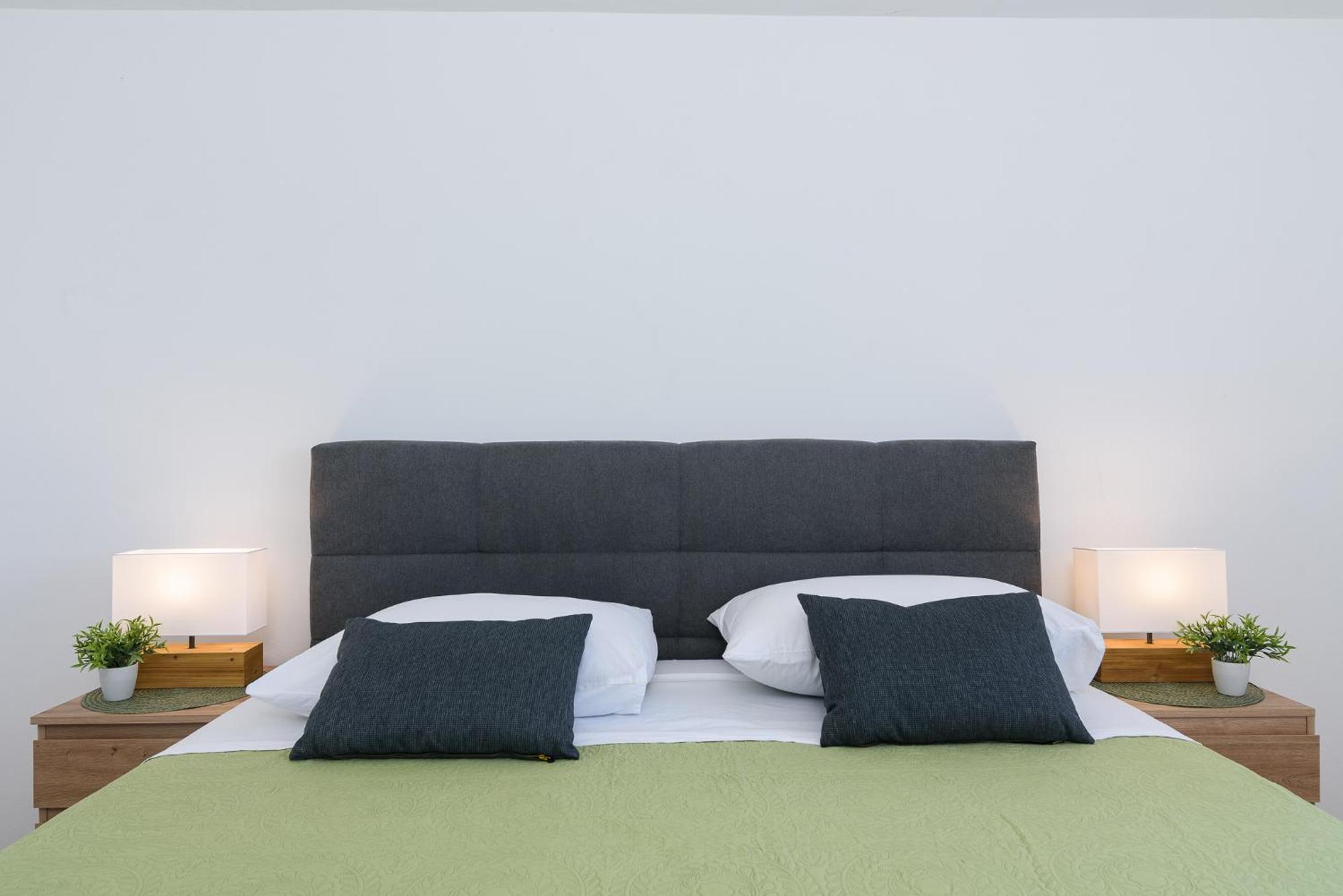 Eva Apartment *