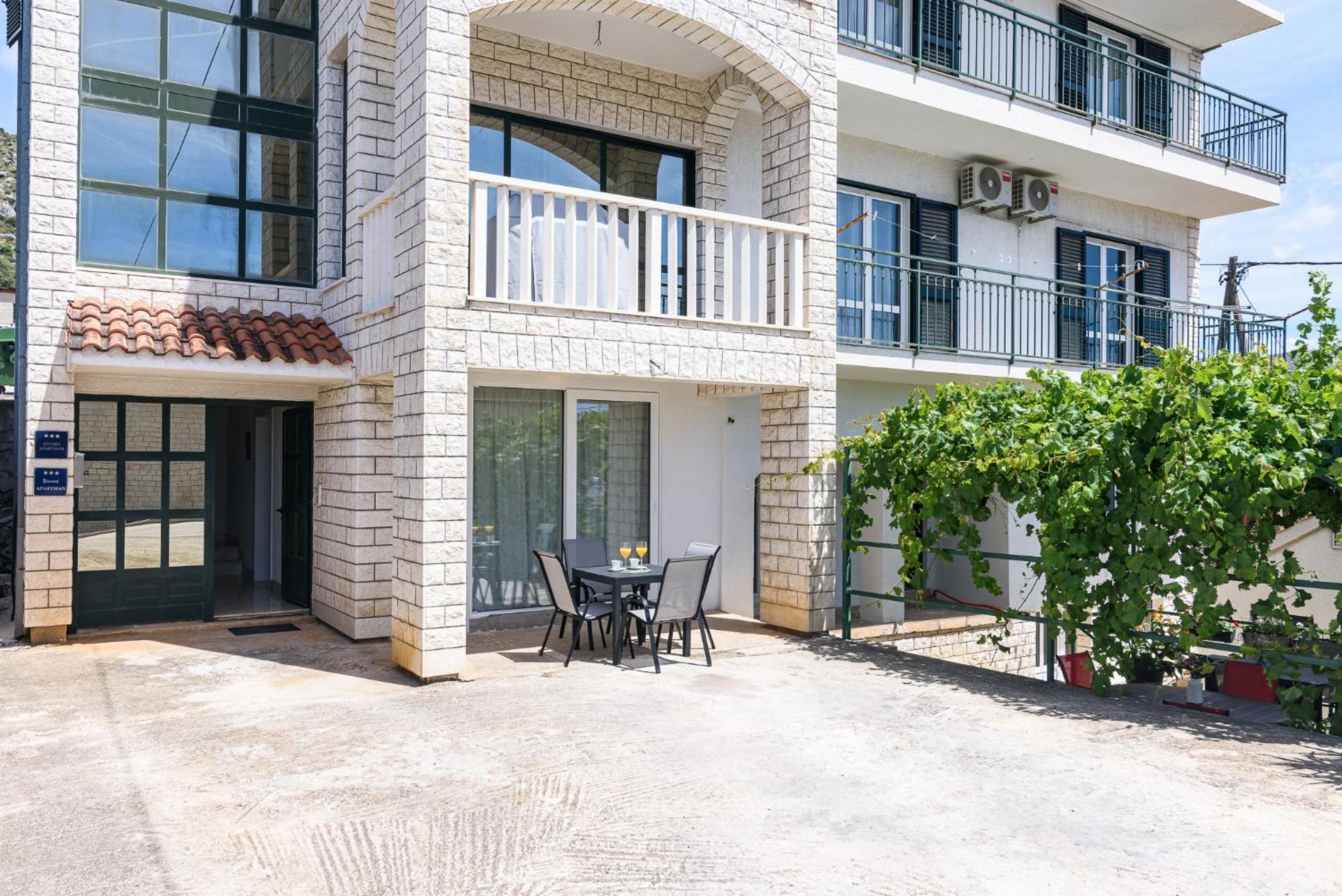 Eva Apartment Trogir